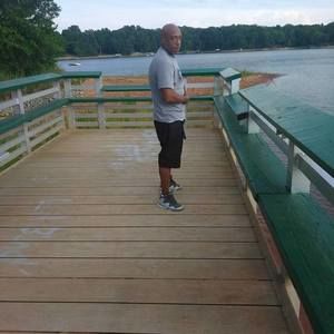 Meet your Posher, Thomas